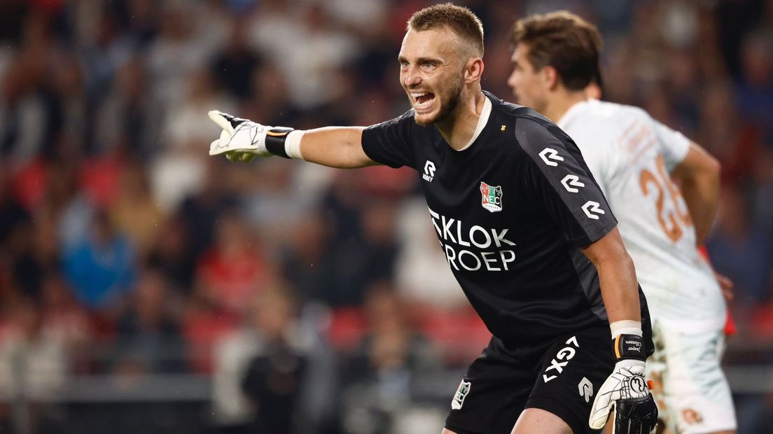 Jasper Cillessen was één van de weinigen die goed speelde bij NEC