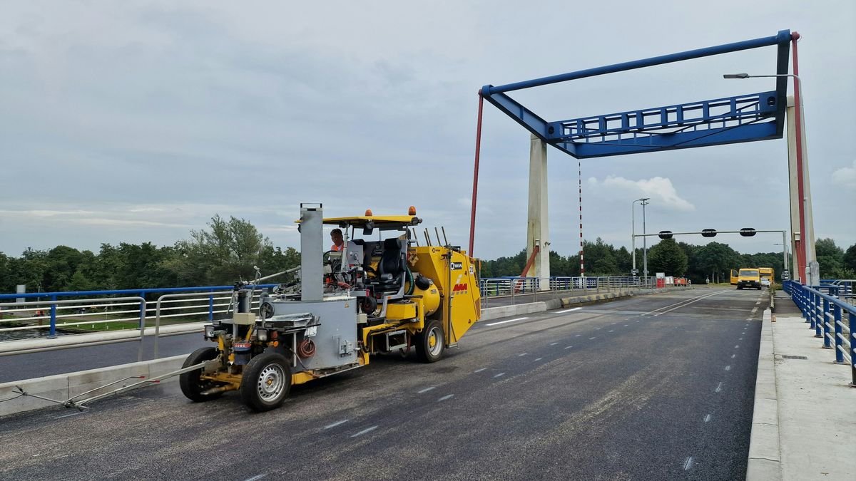 112-nieuws 4 september: Brug Kootstertille weer open | Politie zoekt met robot naar gezonken schip