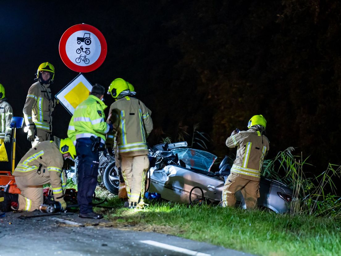 Ongeluk op de N215 bij Nieuwe Tonge