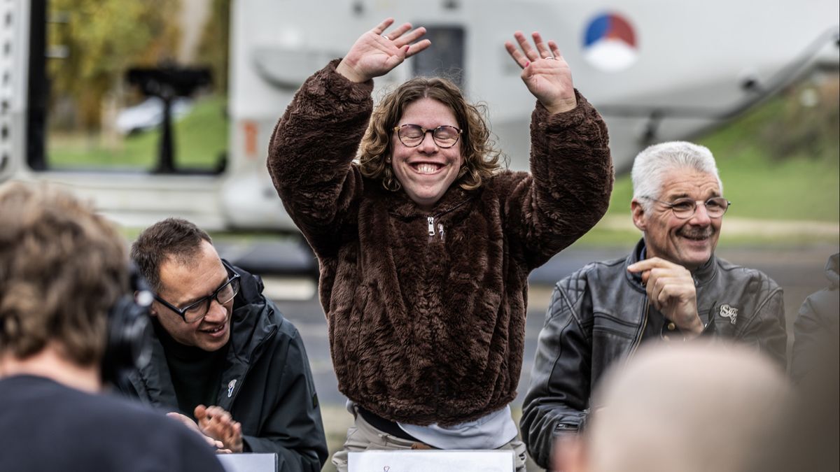 Jostiband ambassadeur 5 mei en gaat met helikopter naar bevrijdingsfestivals: 'Heel erg gaaf!'