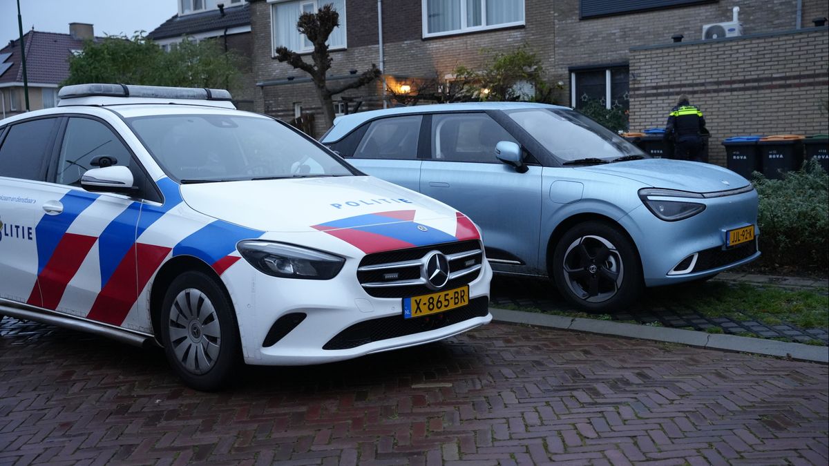 Inbrekers overlopen in Bunschoten-Spakenburg, in het zwart geklede daders gevlucht