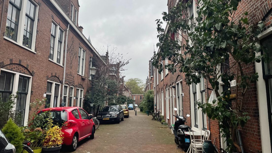 Eén van de drie straten uit het hofje van de Ostadewoningen
