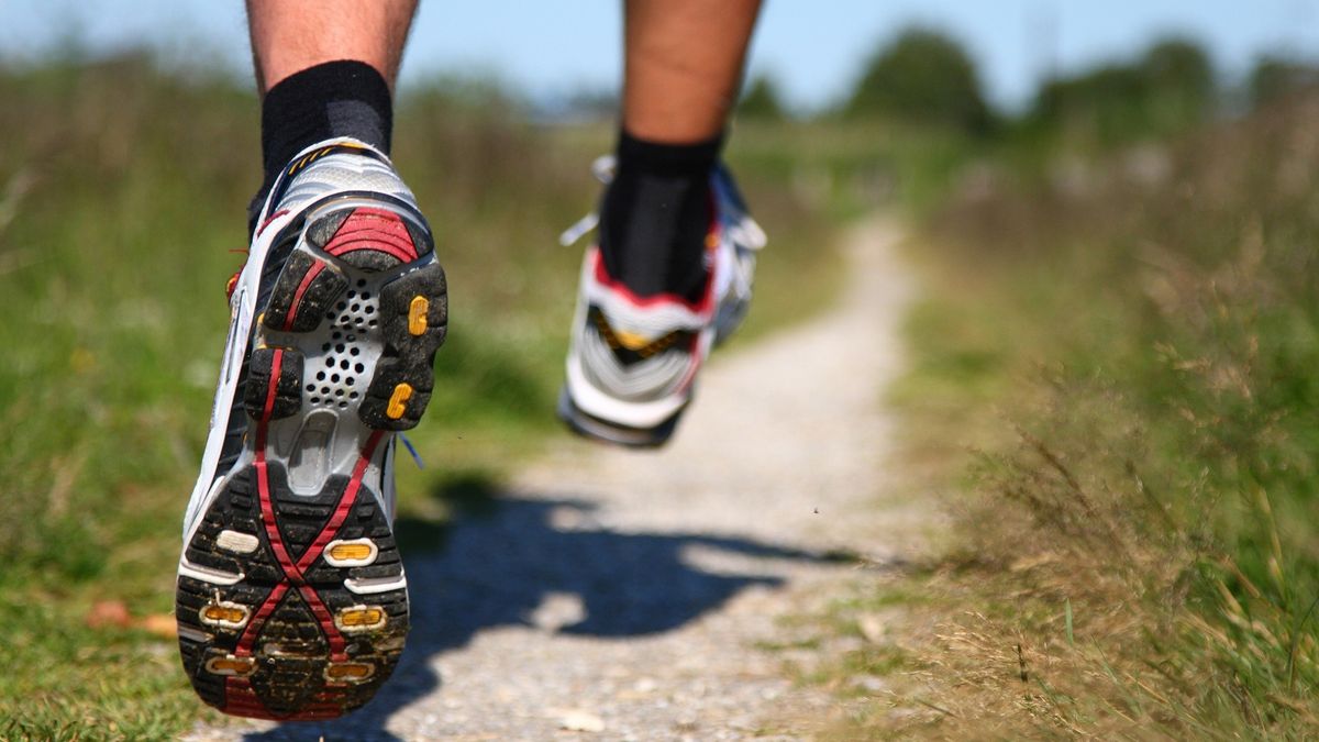 Bordjes wintermarathon Leeuwarden weggehaald
