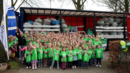 De familie Heinen trok met 30.000 blikjes naar Walibi