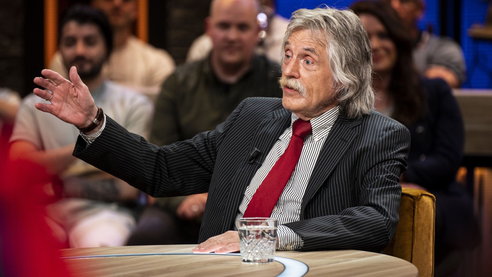 OM Buigt Zich Over Liquidatie-opmerking Johan Derksen - RTV Drenthe