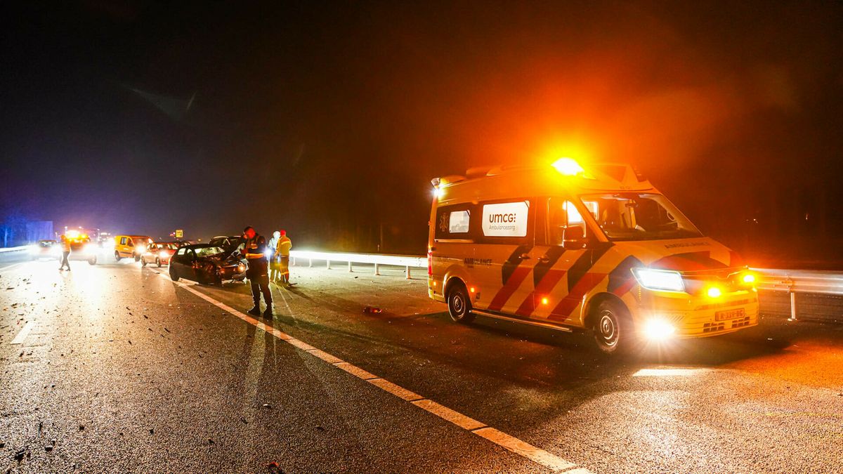 Twee gewonden na botsing bij Pesse