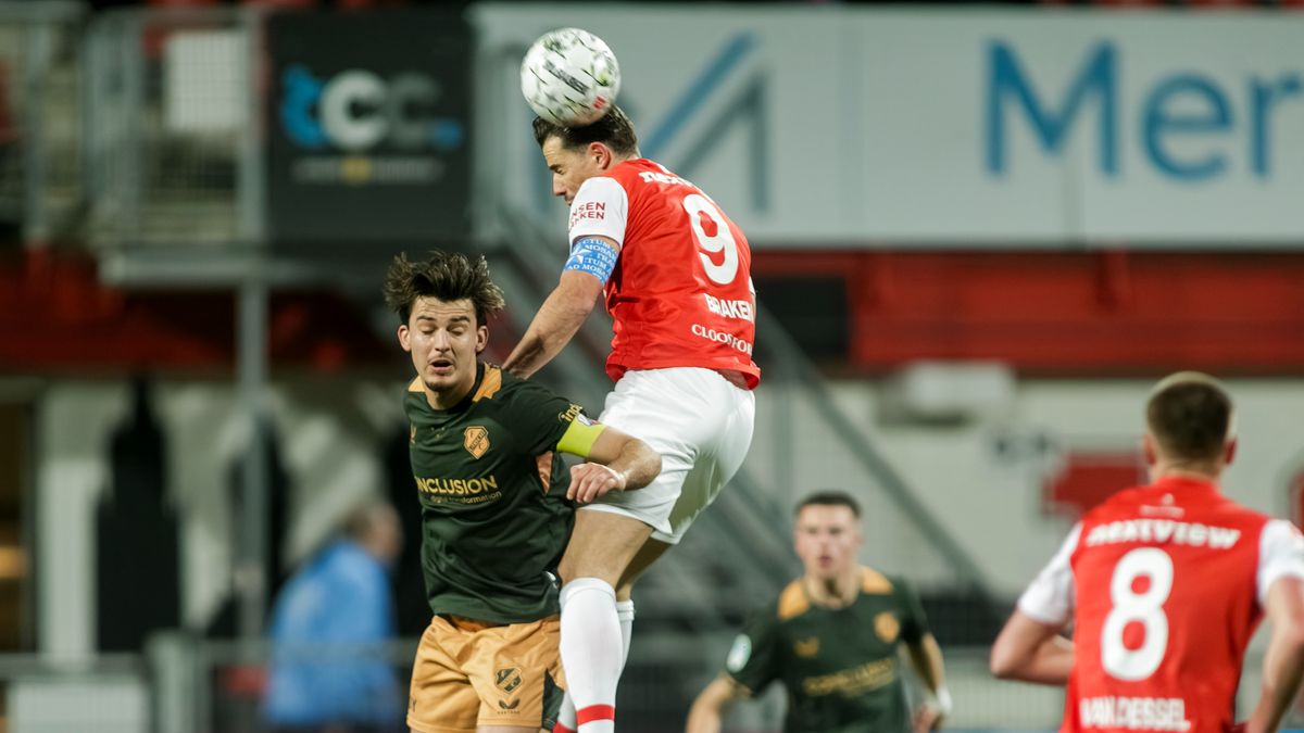 Limburgse voetbalavond met blunders, rare momenten en ontsnapping