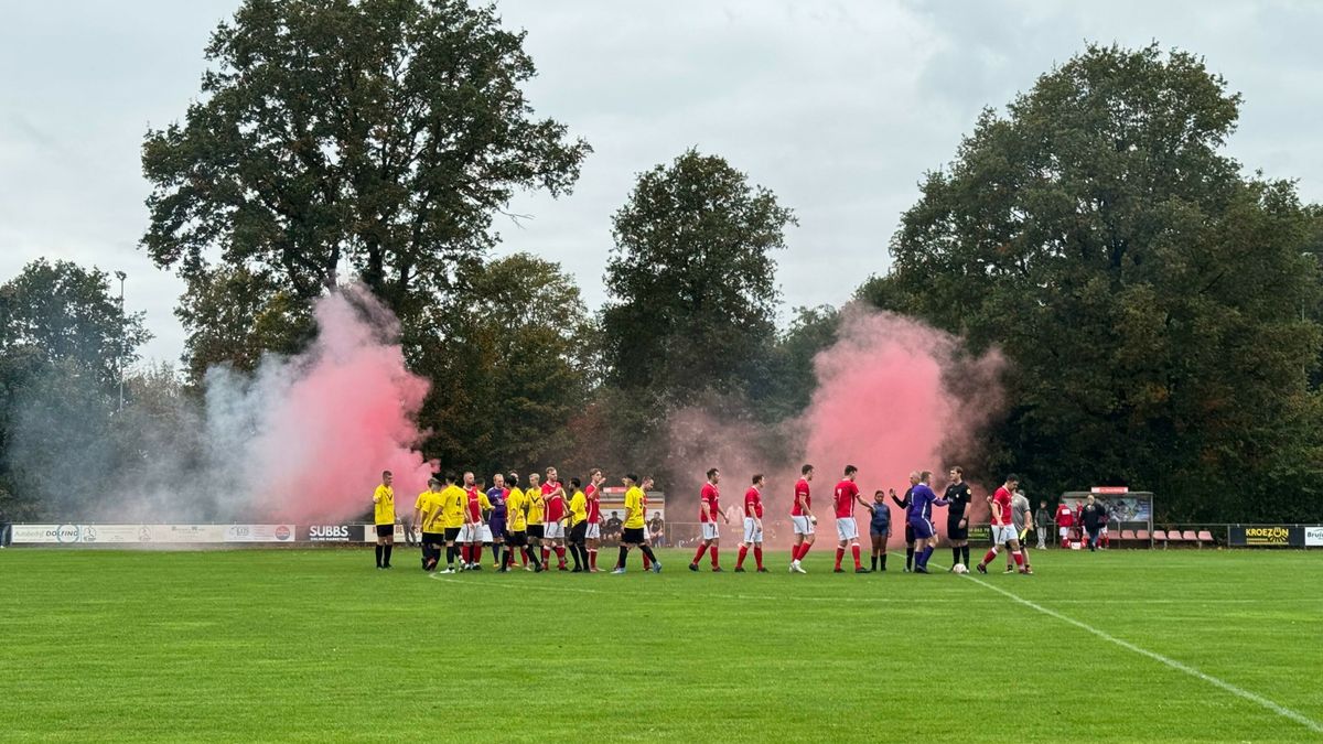 Nieuw-Balinge wint burenruzie van Tiendeveen na zinderende slotfase