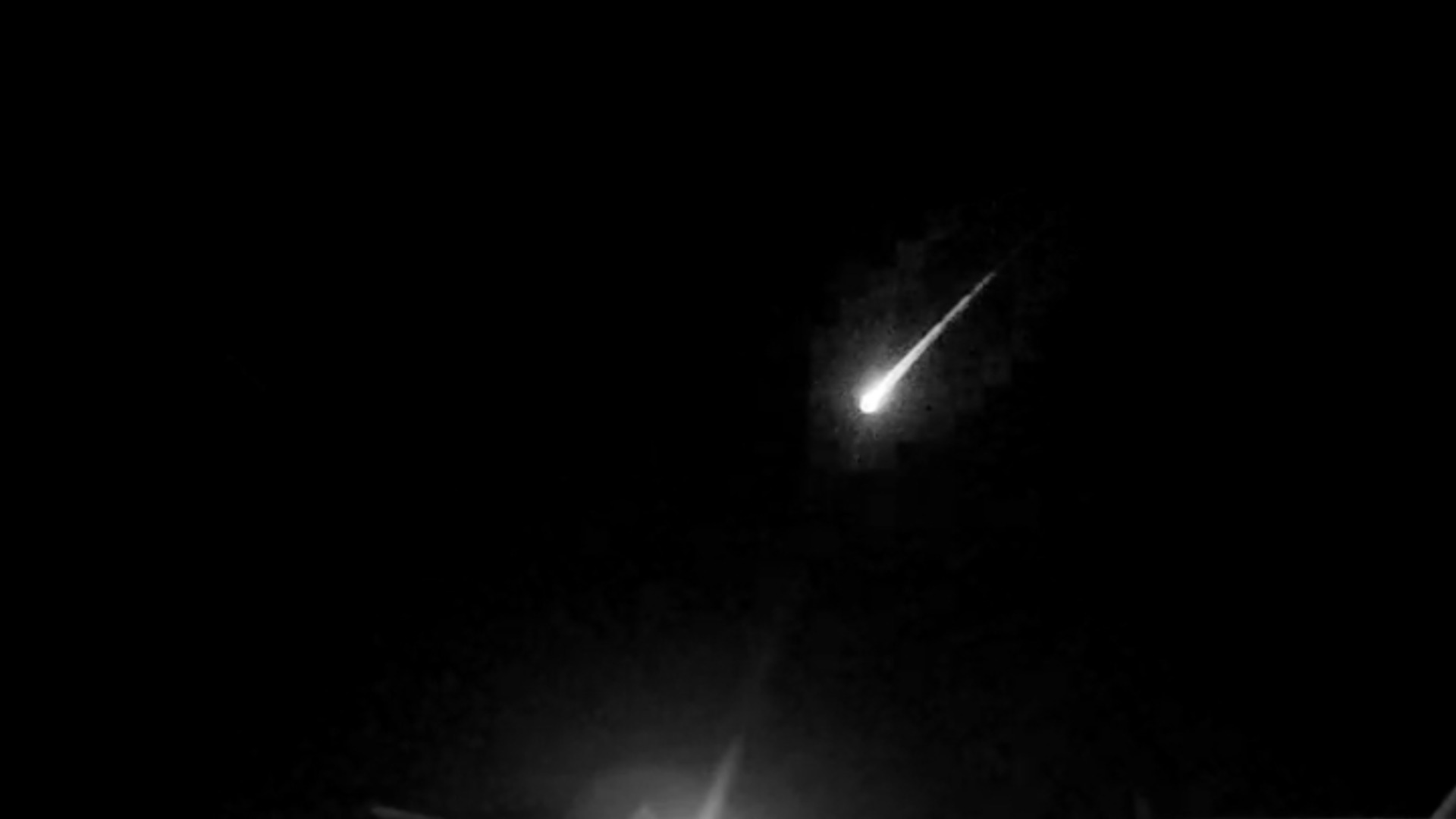 De vallende ster boven Warffum (Foto: Harrit de Blecourt)