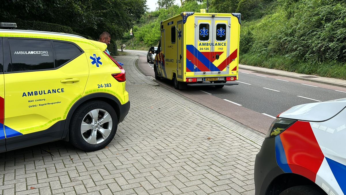 Wielrenner naar ziekenhuis na val in Valkenburg