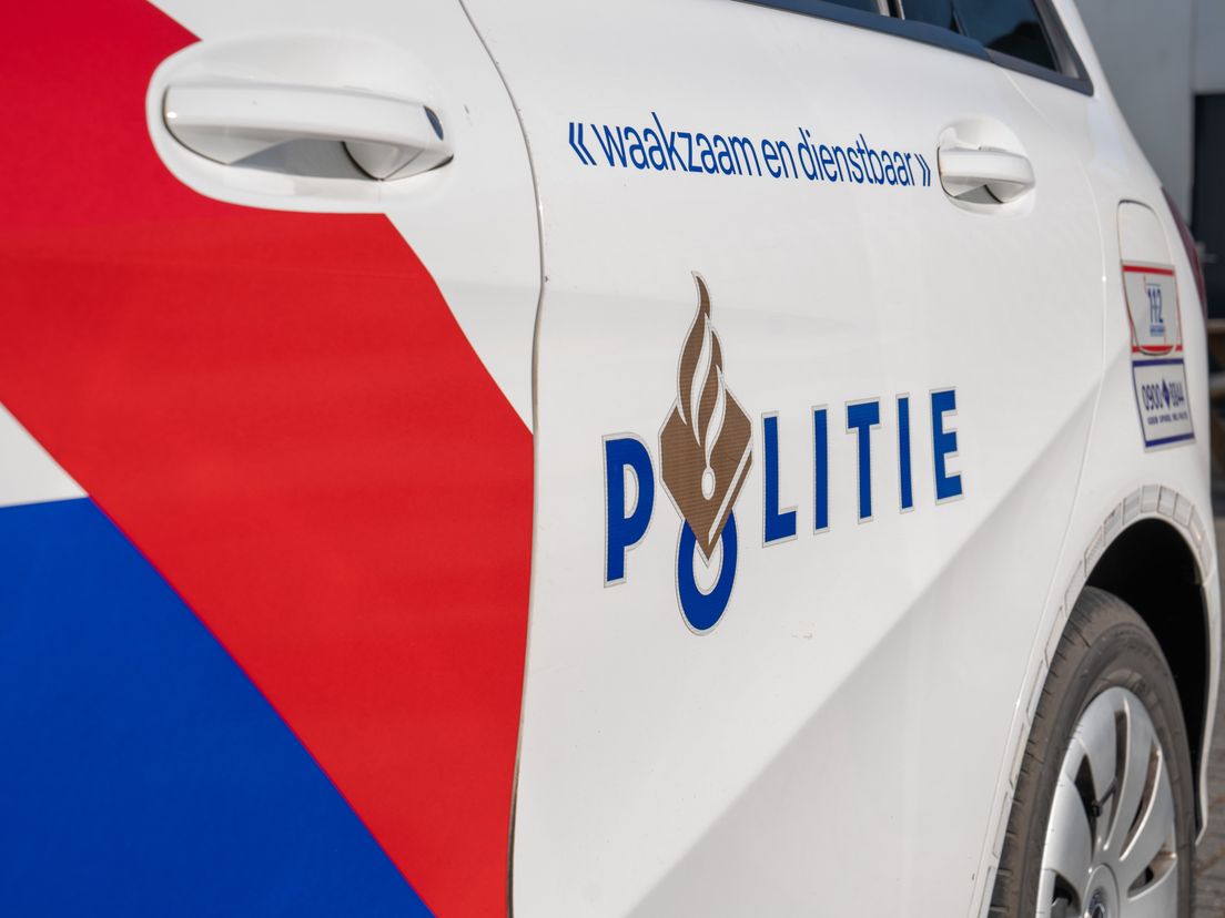Oud-agente uit Emmen aangehouden voor onder meer omkoping