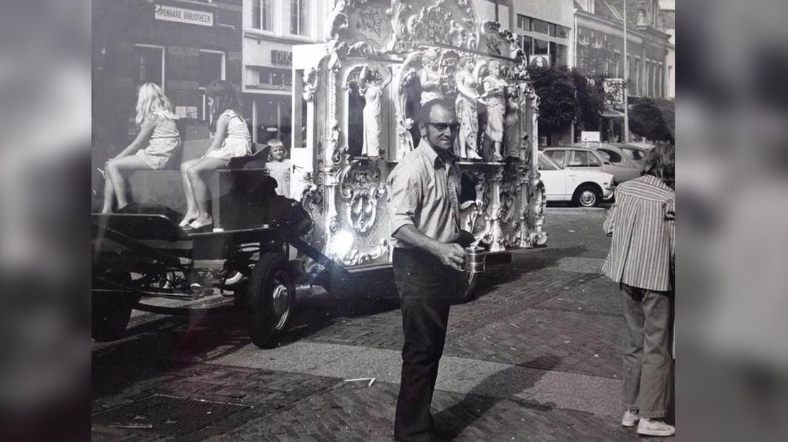 In de jaren 60 liep de vader van Kees al met het draaiorgel rond op de markt