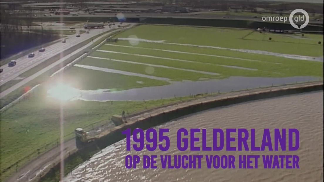 Het is de grootste evacuatie in de Nederlandse geschiedenis sinds de oorlog. Meer dan 250.000 mensen sloegen in 1995 op de vlucht voor het water. Deze week is dat 25 jaar geleden maar veel mensen weten het nog precies, dat ze huis en haard moesten verlaten vanwege de extreem hoge waterstanden van de Waal, Rijn en Maas.