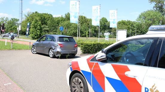 Bestuurster met slok te veel op neemt 'binnendoor rijden' iets te letterlijk Home