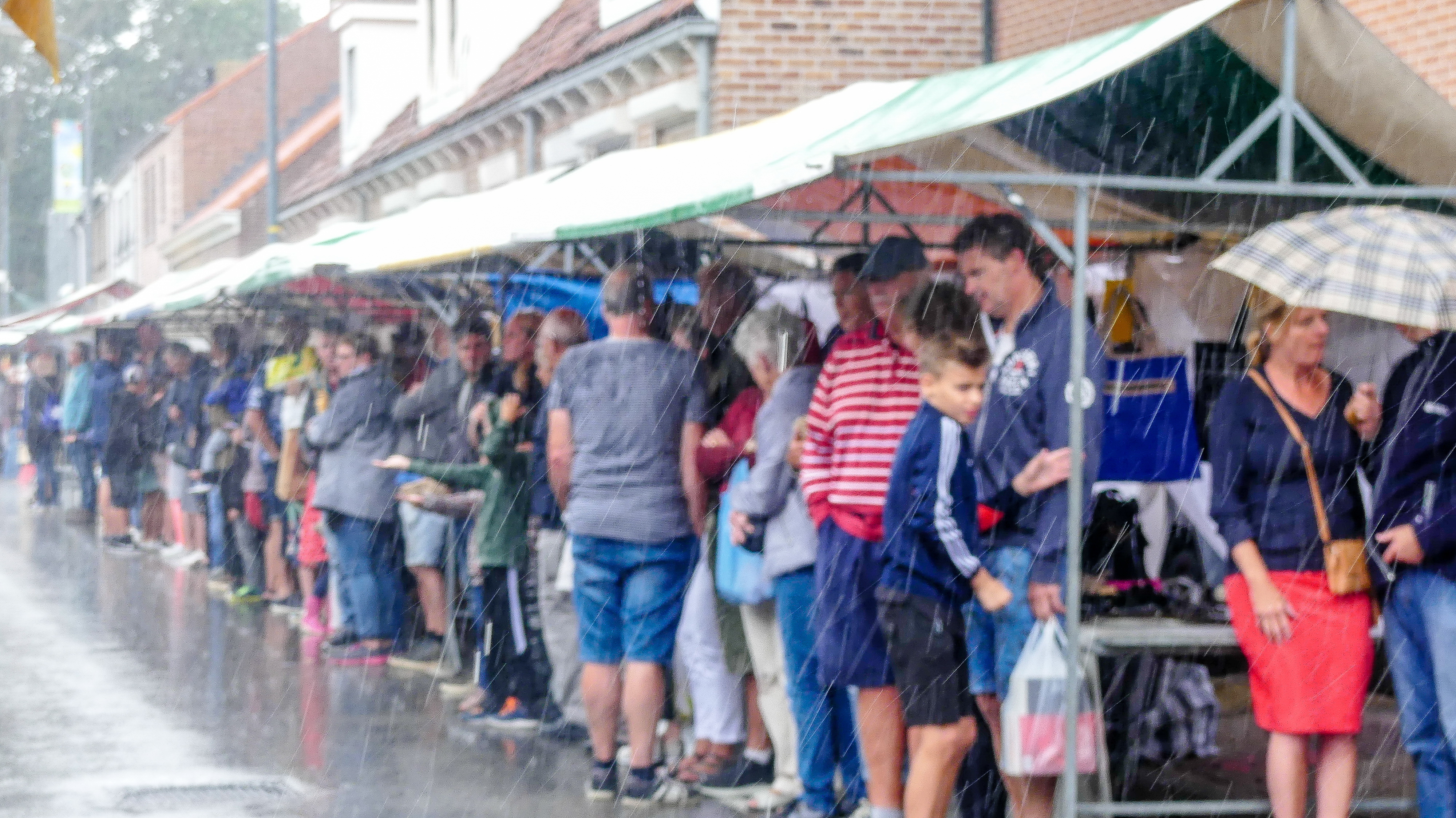 Geen code oranje meer voor heel Zeeland als het alleen hoost in Hulst