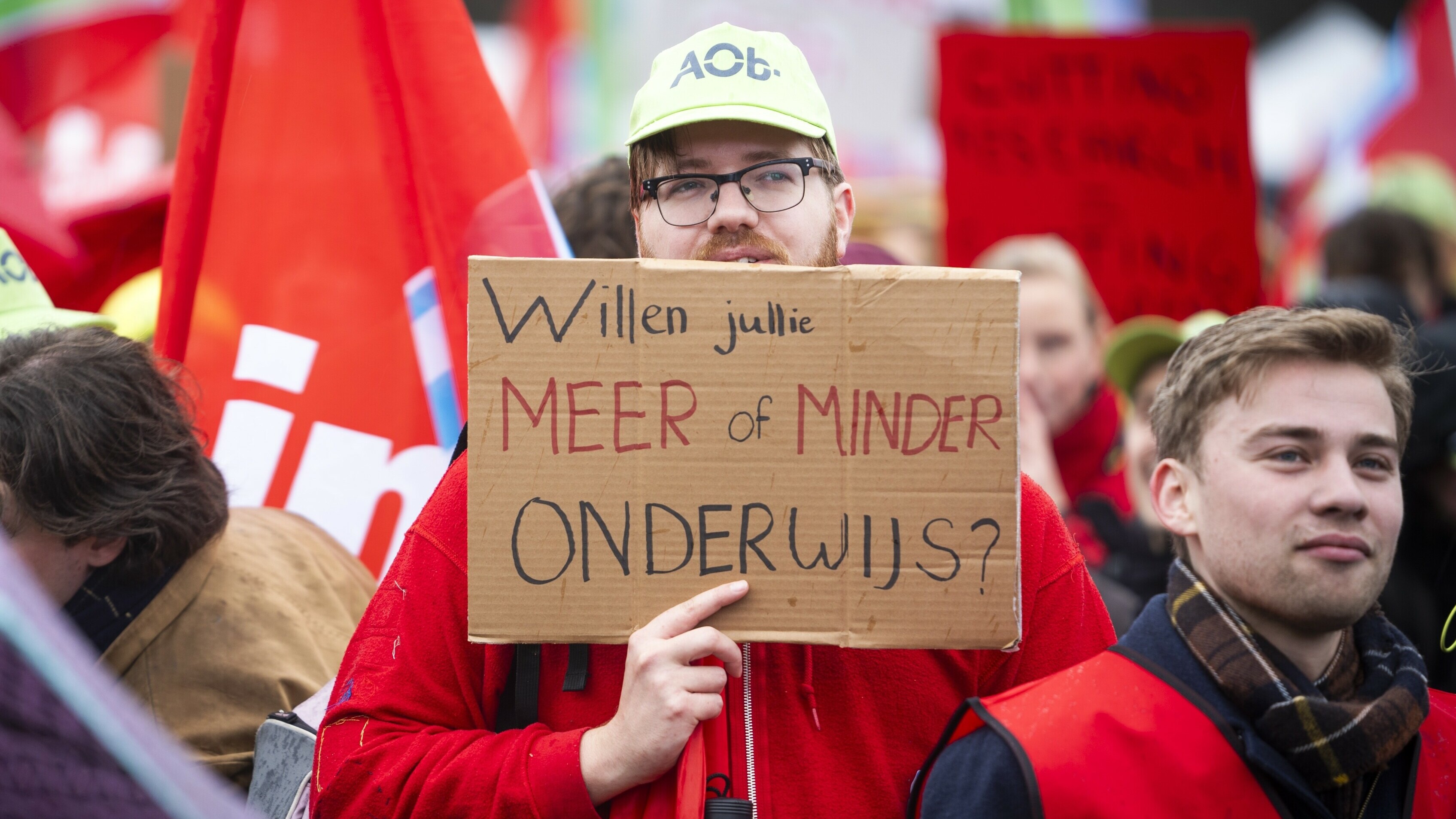 Opliedings by hegeskoalle NHL Stenden yn gefaar, as kabinet besunigingsplannen trochset