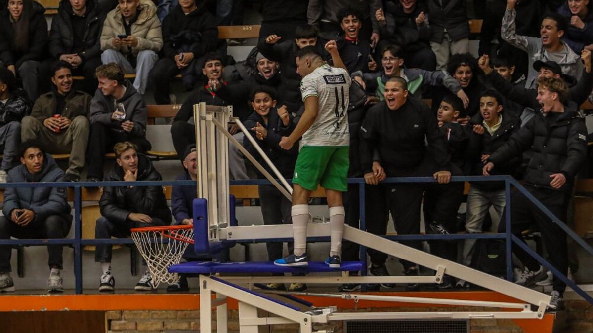 Groene Ster kampioen na eclatante zege; promotie naar eredivisie moet nog wel verdiend worden