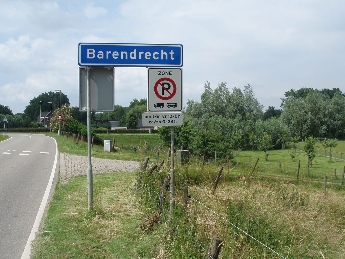 Rijnmond Nu en Exxact Barendrecht vanuit Barendrecht.