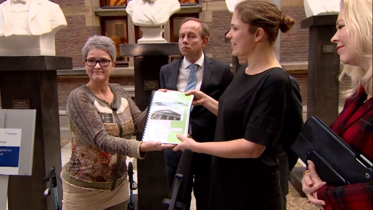 Petitie over levenslange gevangenisstraf maakt indruk in Den Haag - RTV