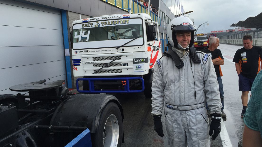 Een van de coureurs die met de trucks racet (Rechten: Matthijs Holtrop / RTV Drenthe)