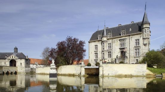 Behalve een vervallen ruïne zijn er nog meer bijzondere gebouwen te koop in Limburg Nieuws