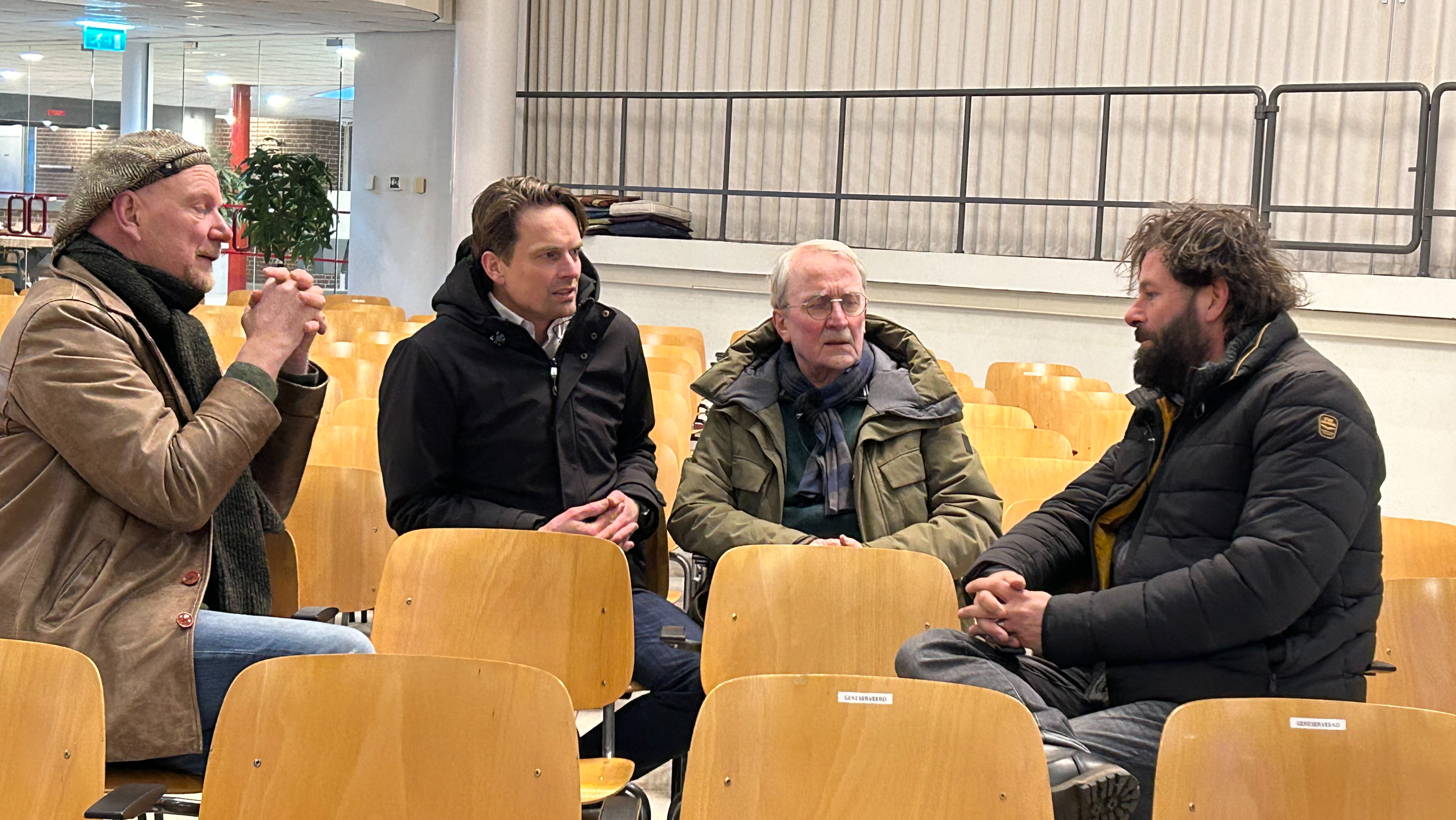 Vader en zoon Te Rietstap vertellen de Nedersaksen over wat geloof voor hen betekent