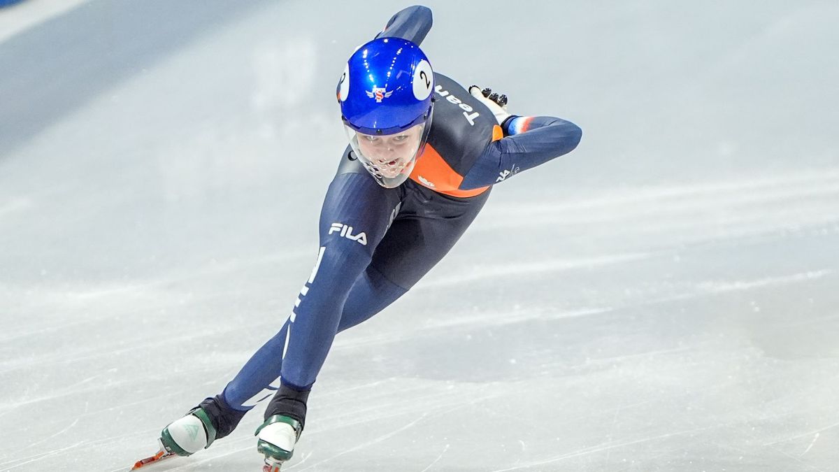 Olympisch kampioen shorttrack Velzeboer gaat ook langebaanschaatsen: 'Dat is ook leuk'