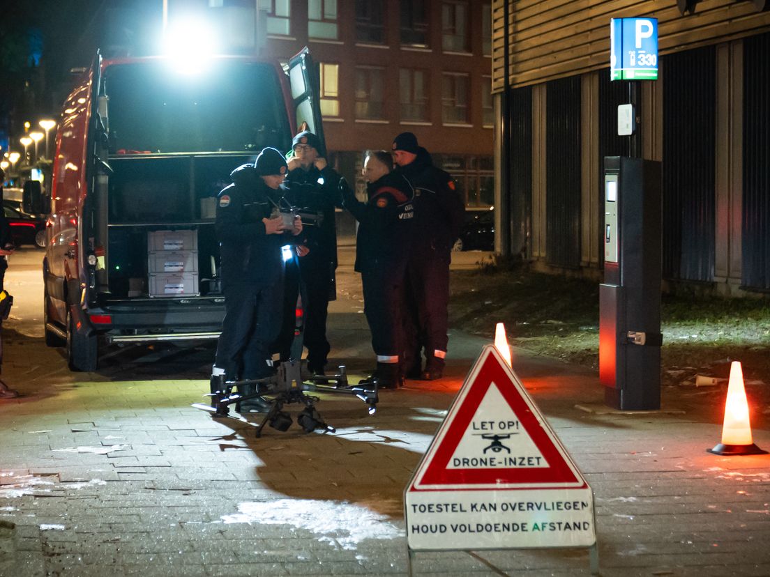 Een droneteam aan het werk bij de zoektocht naar Wendy.