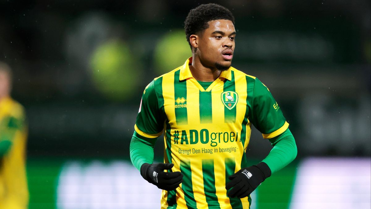 VVV-Venlo - ADO Den Haag | Materiaalman heeft schouderblessure - Scheidsrechter bekend