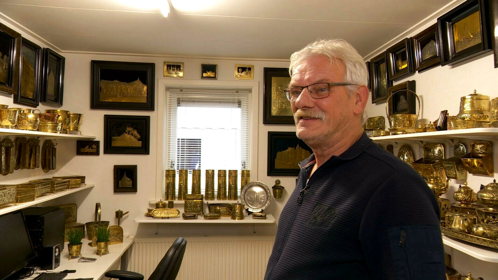 Piebe Kingma hat syn hûs fol koper: "It is hielendal út de moade, net ien wol mear poetse"