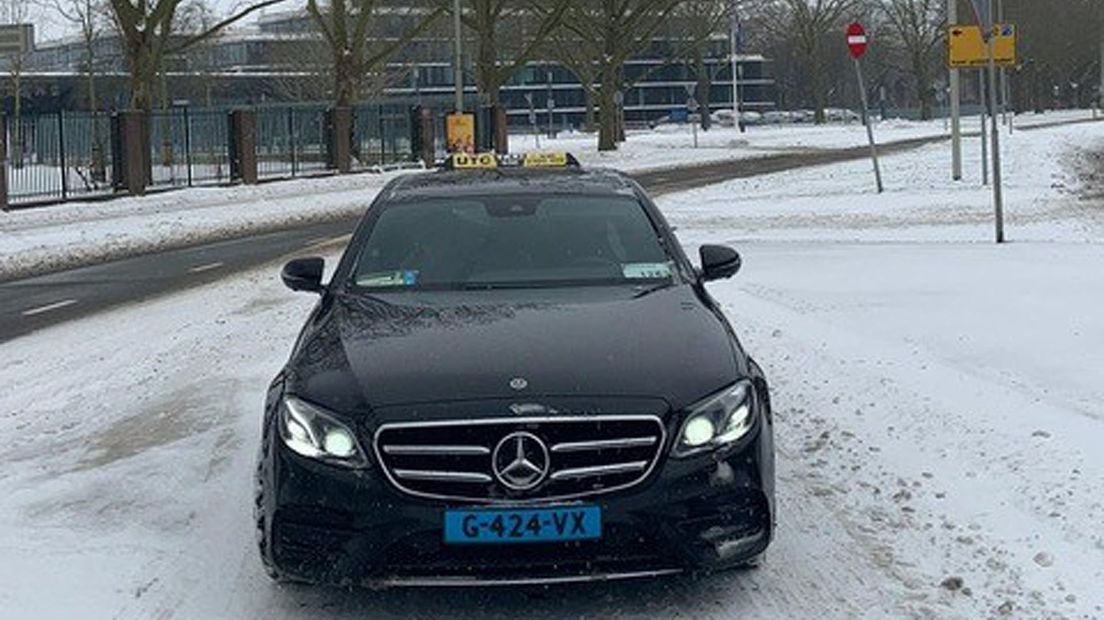 Door de sneeuw wordt een beroep gedaan op de taxi's