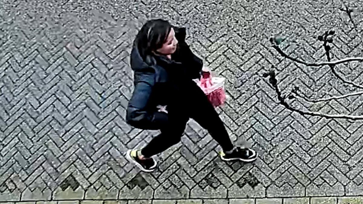Man (83) opgelicht en bestolen door nepagent