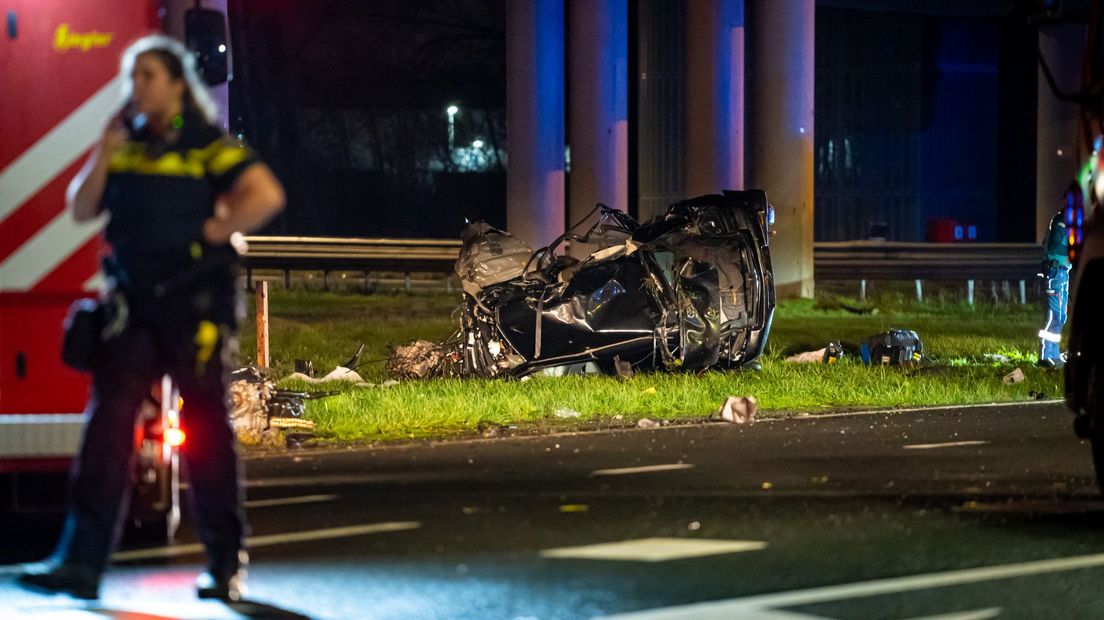 Drie doden bij ongeluk Groene Kruisweg in Rotterdam