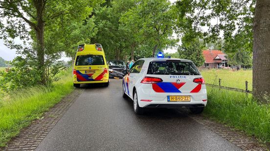 Gewonde door ongeluk met busjes in Vledderveen. Gewonde door ongeluk met busjes in Vledderveen.