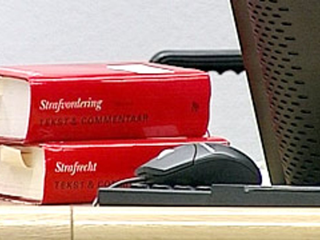 Aantal Officieren van Justitie uitgebreid - Rijnmond