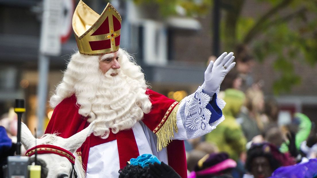 De intocht van Sinterklaas in de stad Groningen
