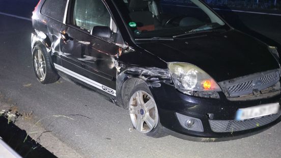 Bestuurder na eenzijdig ongeval op A73 meegenomen door politie Nieuws