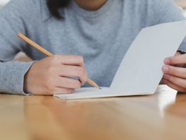 Marije Buma út Garyp wint it Lyts Frysk Diktee 2023