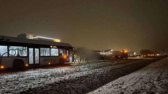 Inhaalactie loopt verkeerd af, kop-staartbotsing tot gevolg