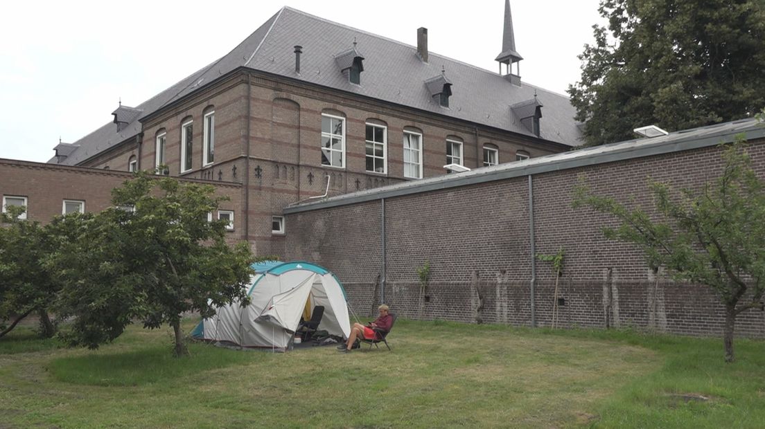 De kloostercamping bij Nieuw Sion heeft prachtige kampeerplekken