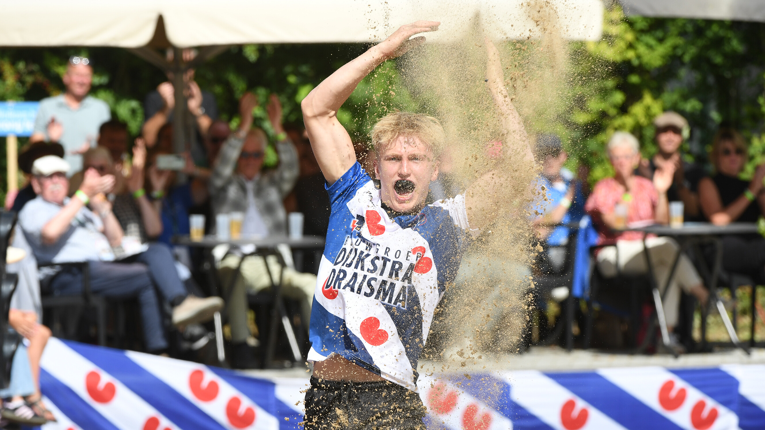 FIDEO: Sjoch hjir it Nêderlansk kampioenskip fierljeppen werom