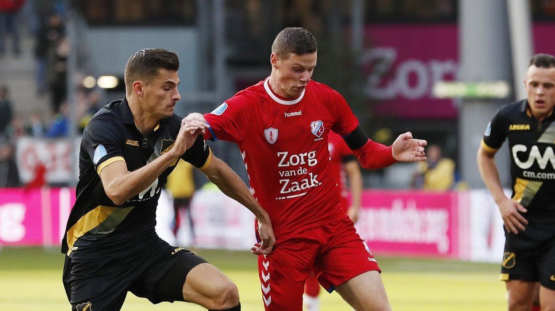 Nick Venema in het duel met NAC, waar hij voor het eerst trefzeker was voor FC Utrecht