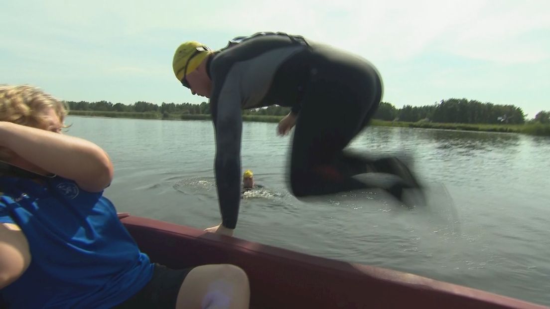 200 kilometer zwemmen in de Kop van Overijssel voor het goede doel