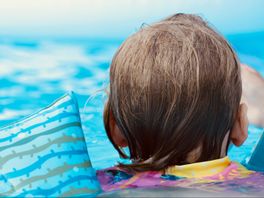 Ondanks turbolessen en extra zwemlesuren staan kinderen nog steeds op wachtlijst