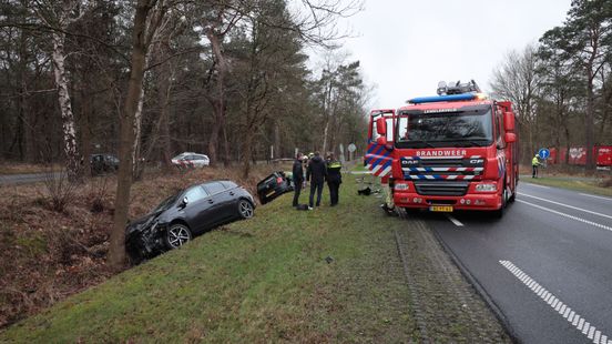N348 tussen Ommen en Lemelerveld afgesloten na ongeval.