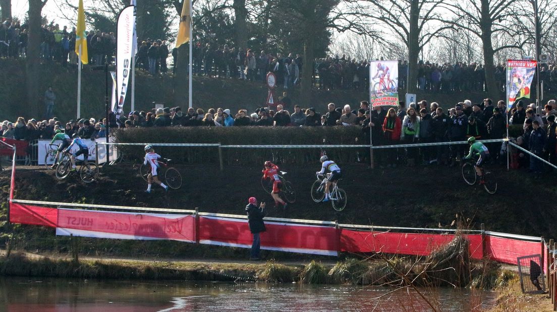 'Het is mijn droom om hier in Hulst over het water te fietsen'
