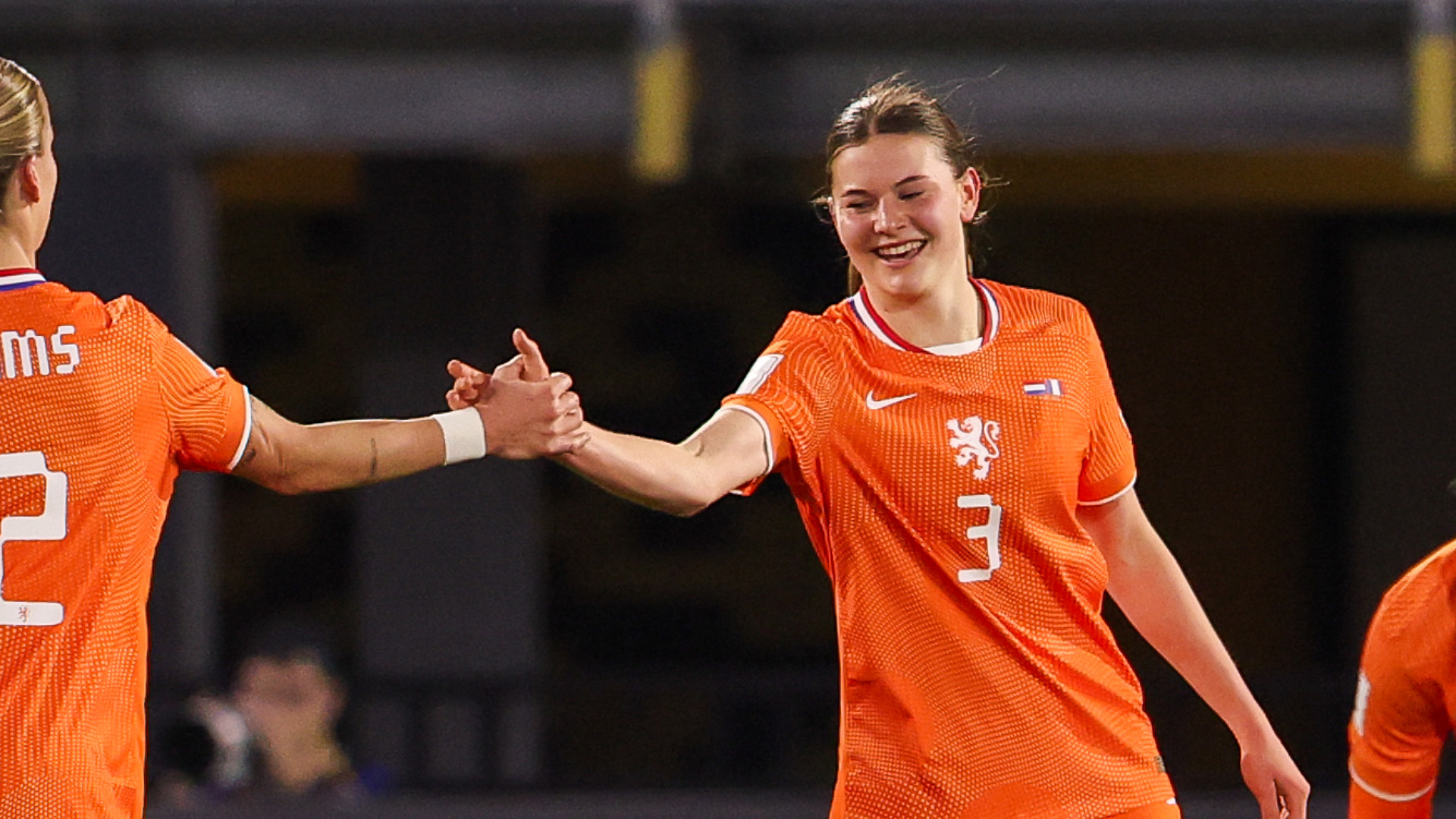 Van Asten houdt 'onbeschrijflijk gevoel' over aan Oranje-debuut