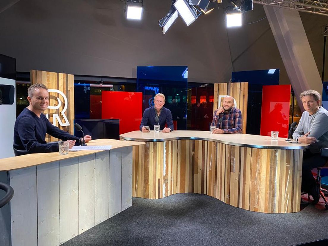 FC Rijnmond met van links naar rechts: Bart Nolles, Vincent Schildkamp, Sinclair Bischop en Emile Schelvis