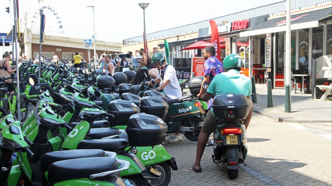 Deelscooters op Scheveningen