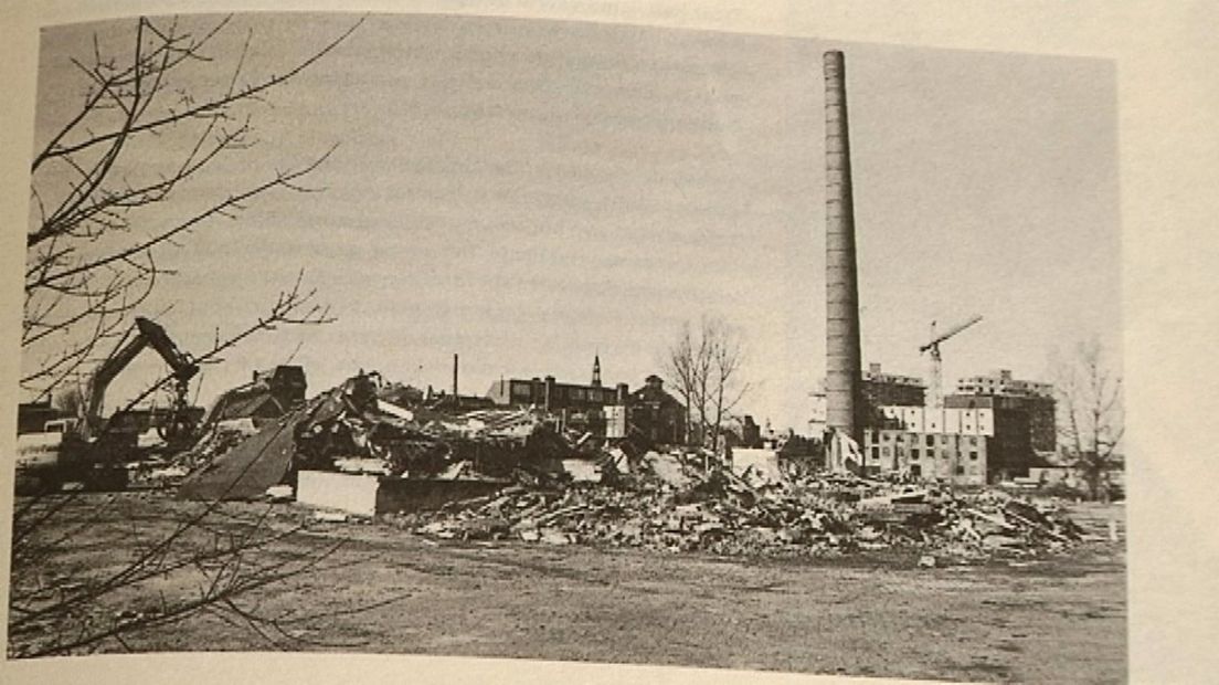 Het fabrieksterrein zoals dat er vroeger bij lag